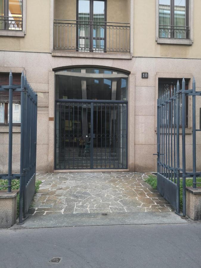 La Casa Colorata - Flats In Milan - Porta Romana Exterior foto